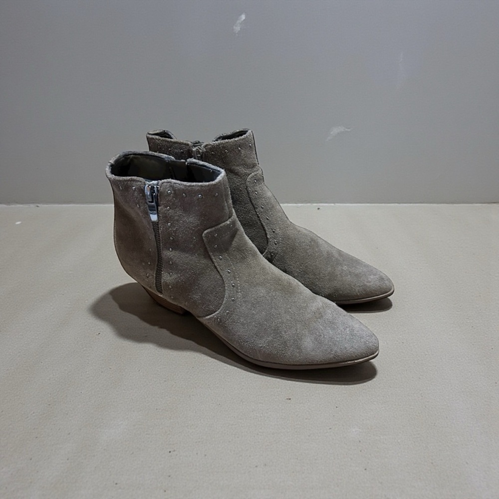 Marc Fisher Wanda Suede Studded Ankle Booties Gray Taupe Color 
Size 8.5